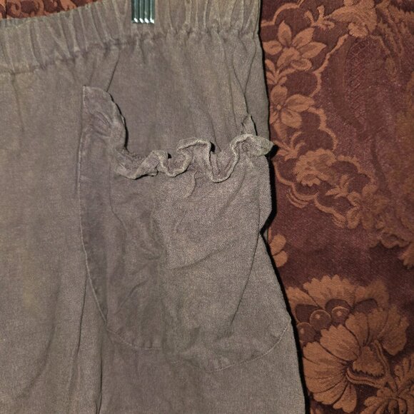 Magnolia Pearl Plum Heavy Linen Ruffled Bloomers - Picture 2 of 8